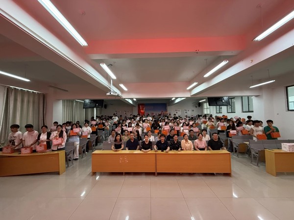 微信图片_20260706123404_305_297.jpg