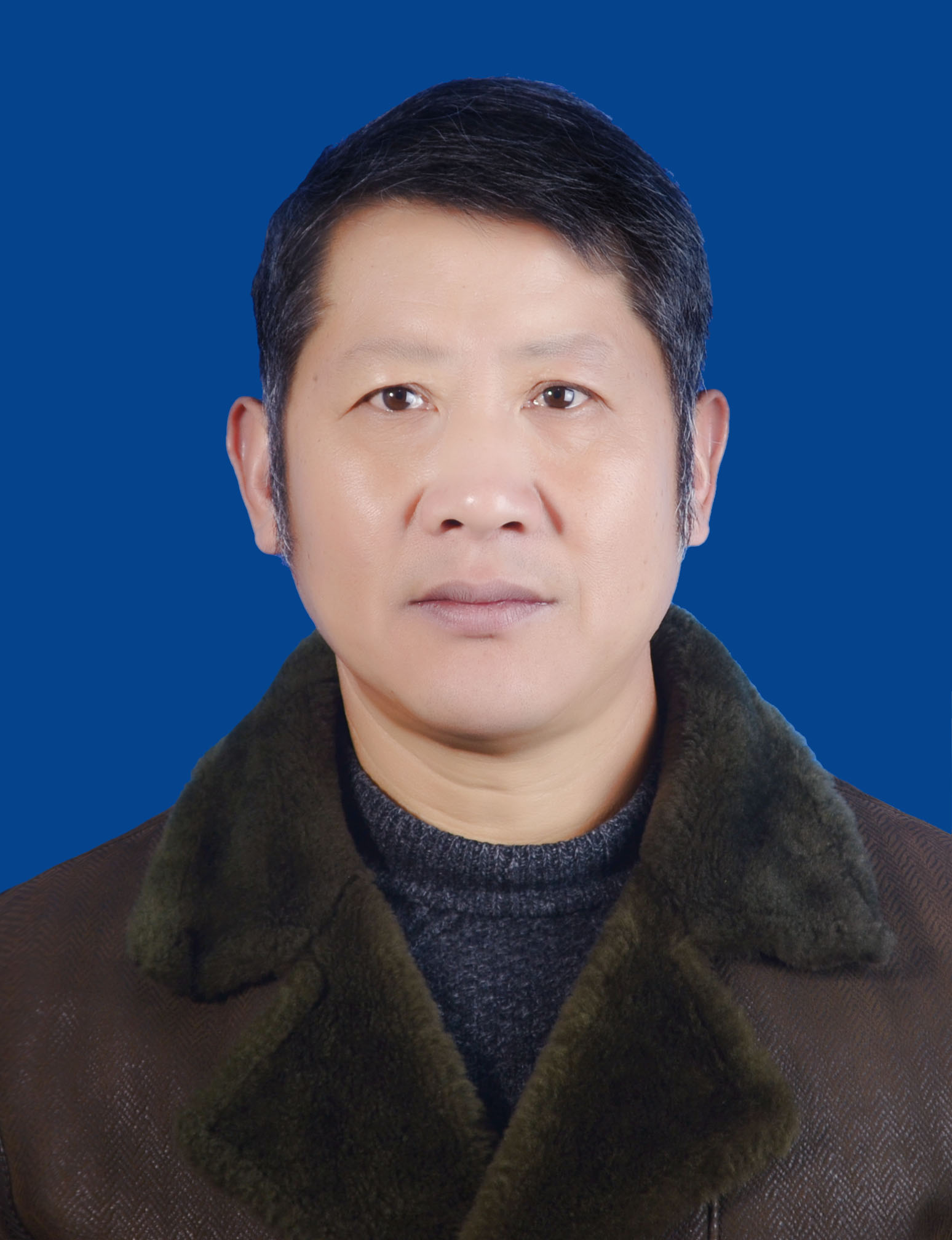 黄兵.jpg