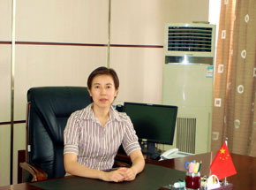 张亚,女,安徽淮北人,,博士,教授,现任淮北职业技术学院